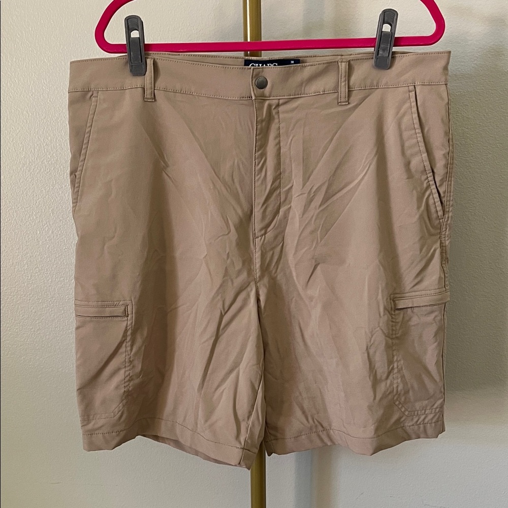 Chaps Men's Tan Cargo Shorts